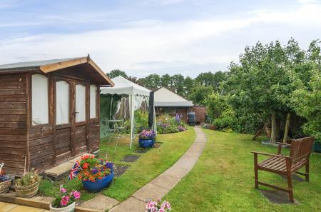 1310413-15-684bcf...