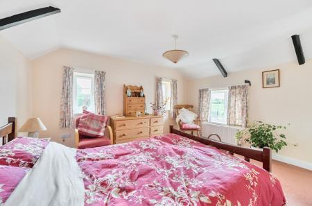 1334511-11-68a2ea...