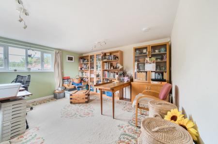 1334511-18-68a2eb...