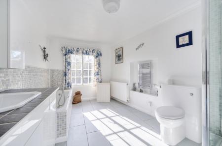 1361878-8-68e80d9...