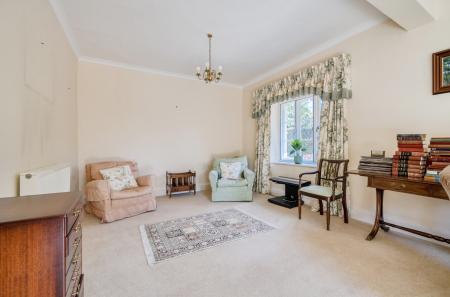 1361878-3-68e80d2...