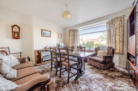 1372572-12-6900ce...