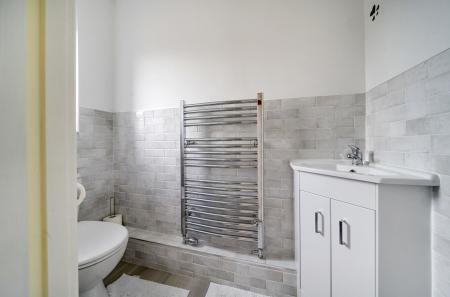 1383211-11-691c57...