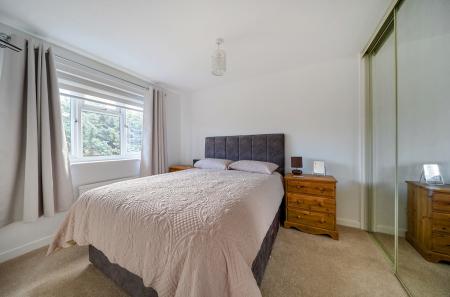 1383211-18-691c57...