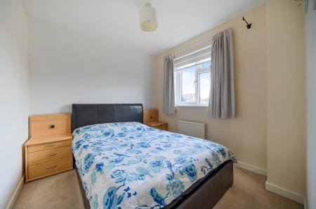 1383211-15-691c57...