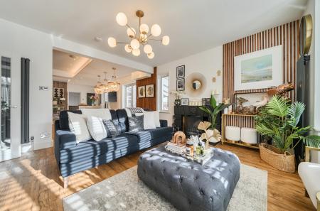 1375631-20-691633...