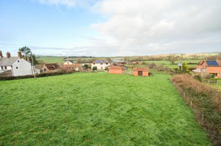 1387220-9-693af0d...