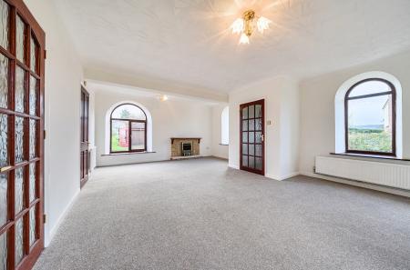 1387220-14-693af2...