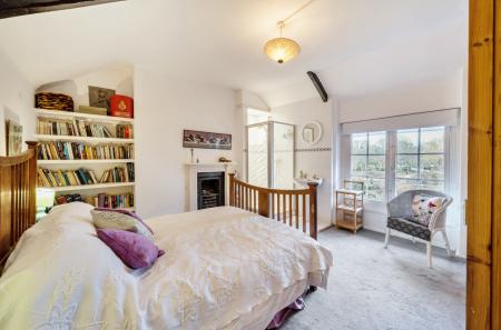 1383583-19-6936da...