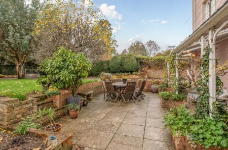 1383583-2-6936d4c...