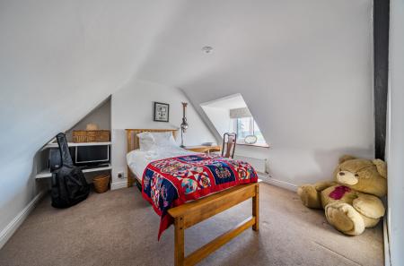 1386146-4-695d14b...