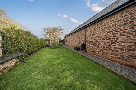 1395710-35-696517...