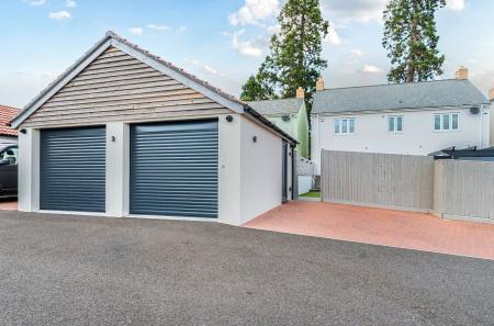 1330375-2-688d78d...