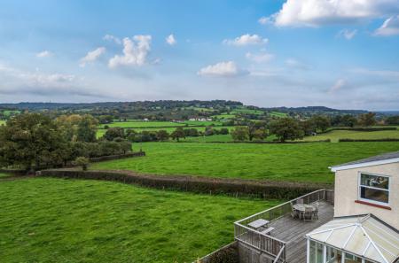 1364639-9-68ed36e...