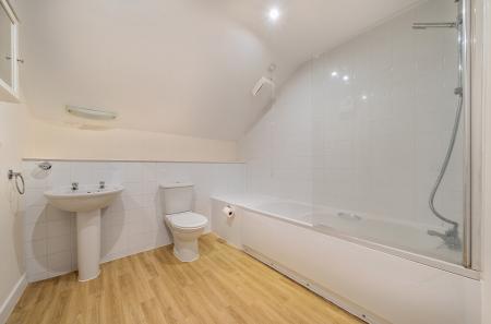 1365543-1-68ee2a8...