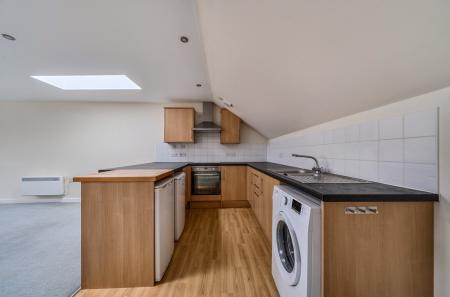 1365543-10-68ee2c...