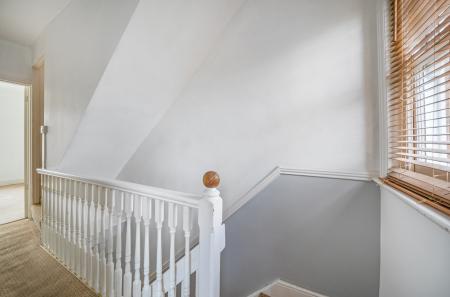 1371104-15-68f62c...