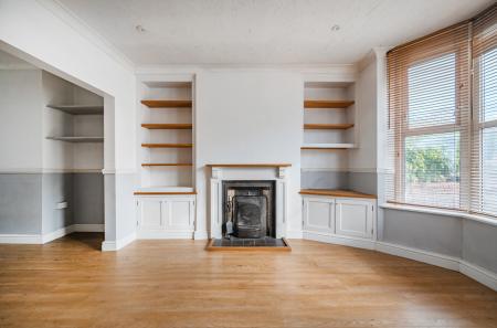 1371104-12-68f62c...