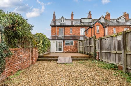 1371104-2-68f621c...