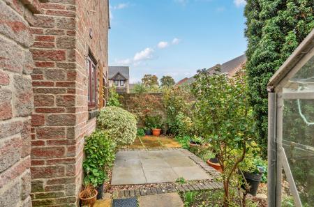 1358634-6-68fa33d...