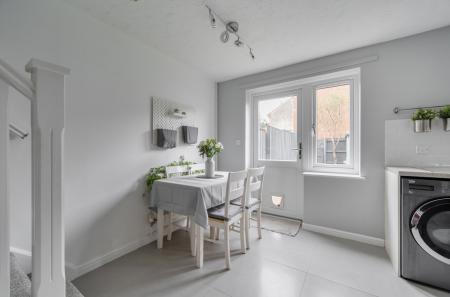 1374502-14-690a0e...