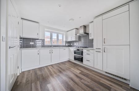 1389193-8-6940102...