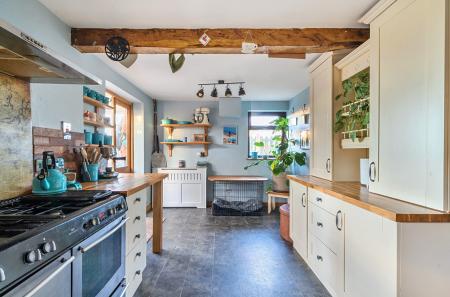 1389105-8-6941866...