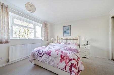 1399663-20-696a25...