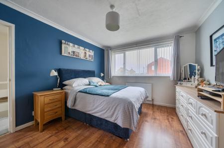 1403384-16-6970fd...