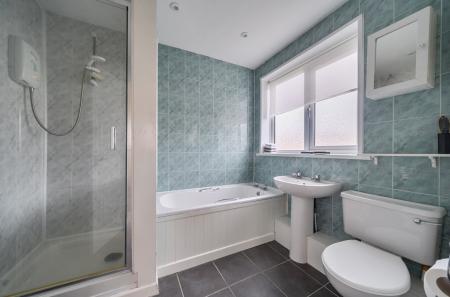 1403384-12-6970fd...