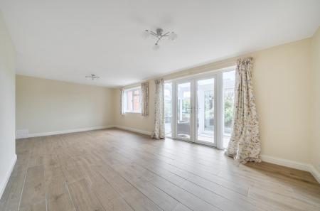 1405058-8-6978eea...