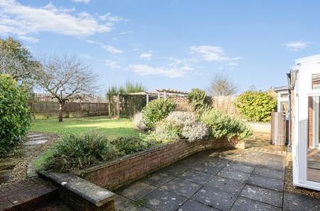 1405058-17-6978f2...