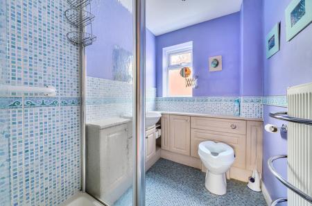 1406119-18-697a1a...