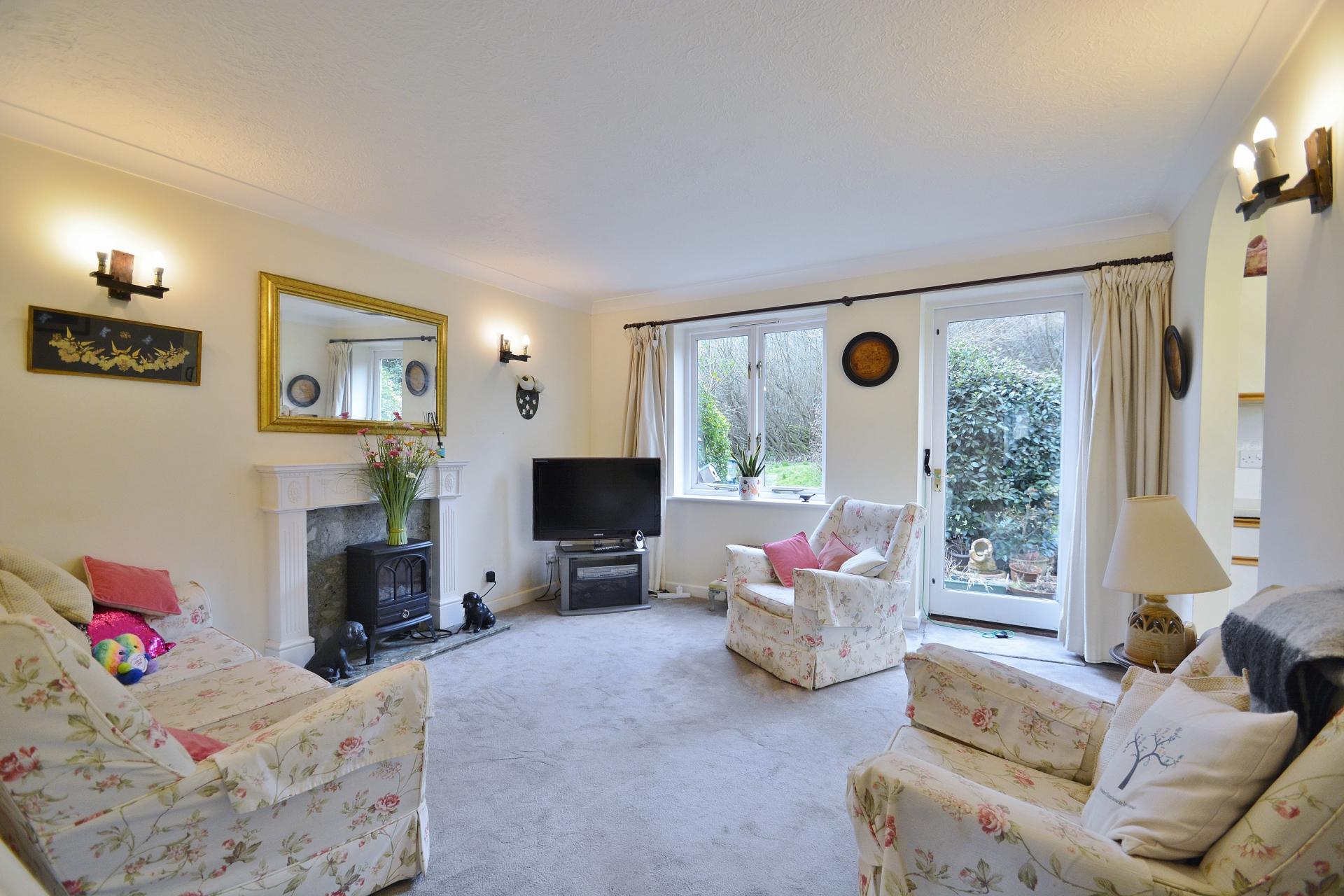 2 bedroom Ground Floor Flat for sale in Wheatley