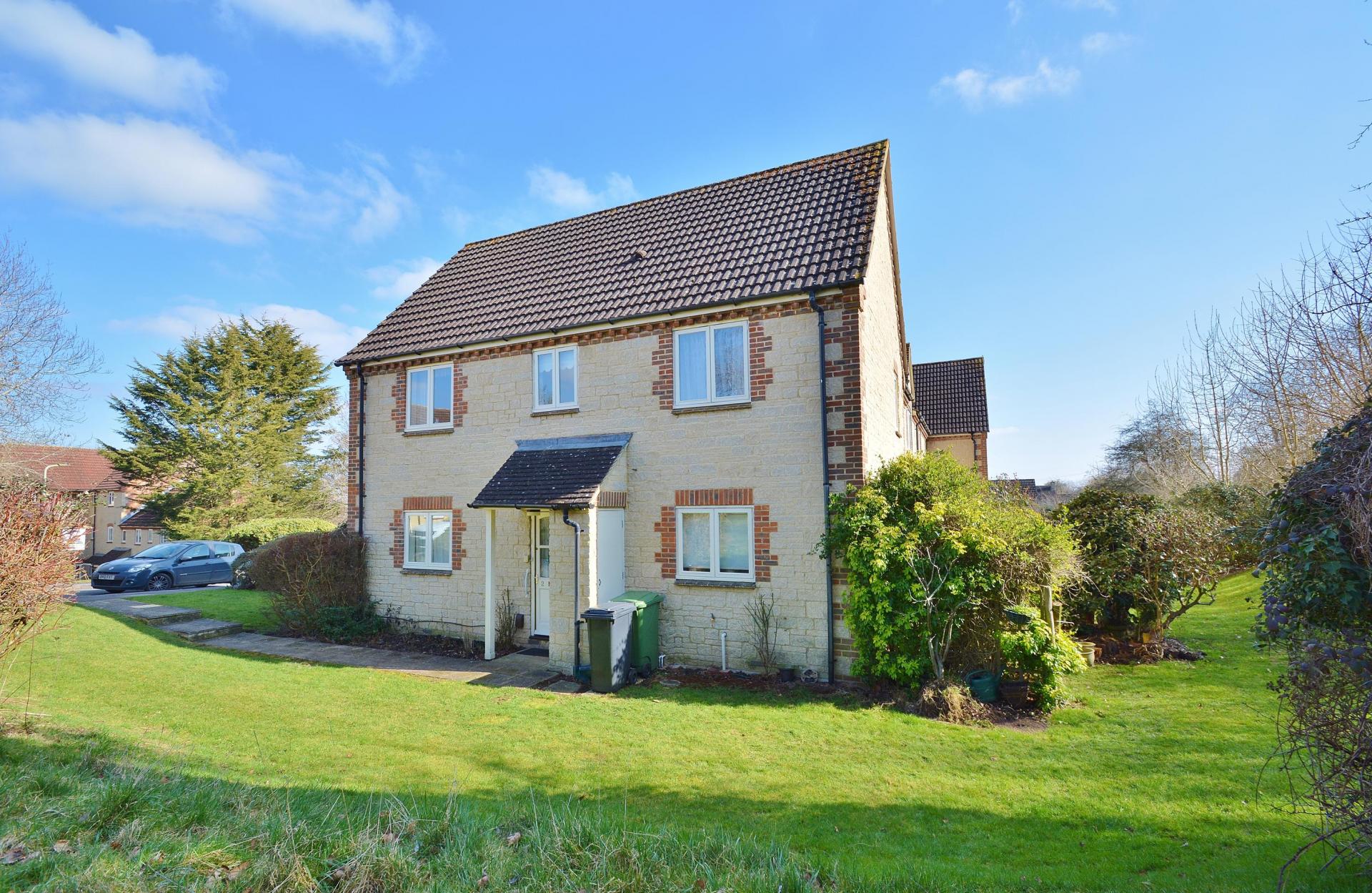 2 bedroom Ground Floor Flat for sale in Wheatley