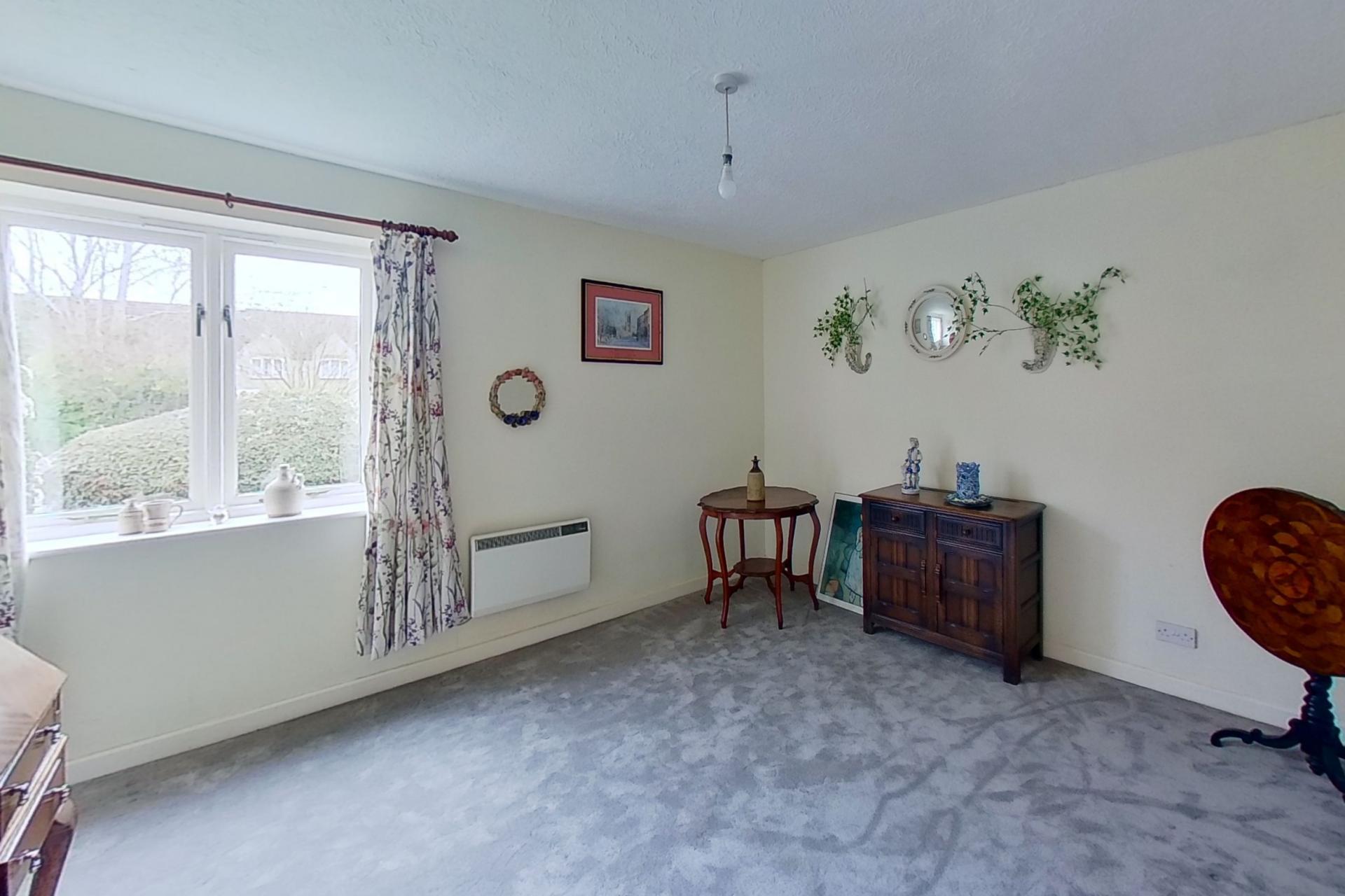 2 bedroom Ground Floor Flat for sale in Wheatley
