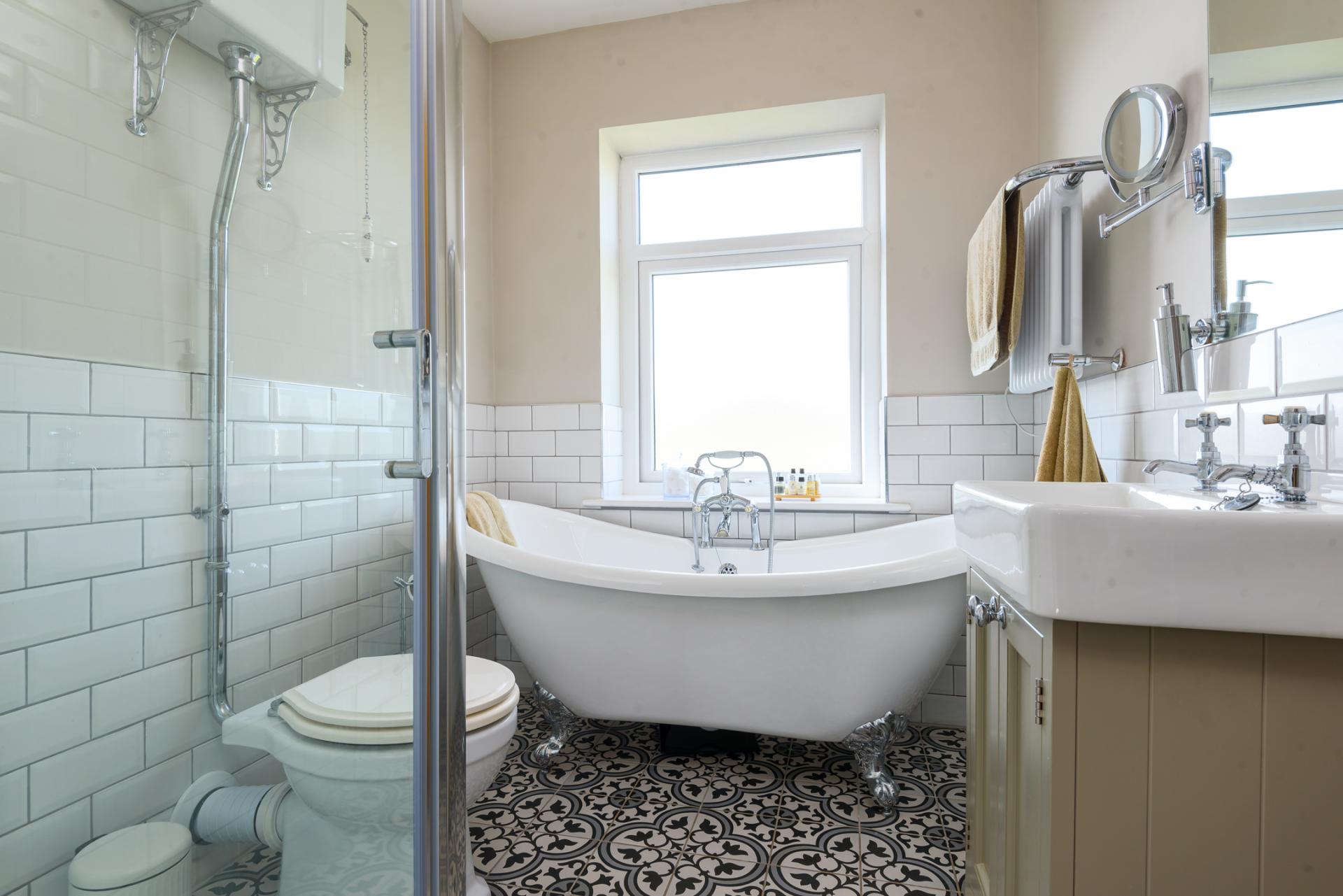 3 bedroom SemiDetached House for sale in Dronfield