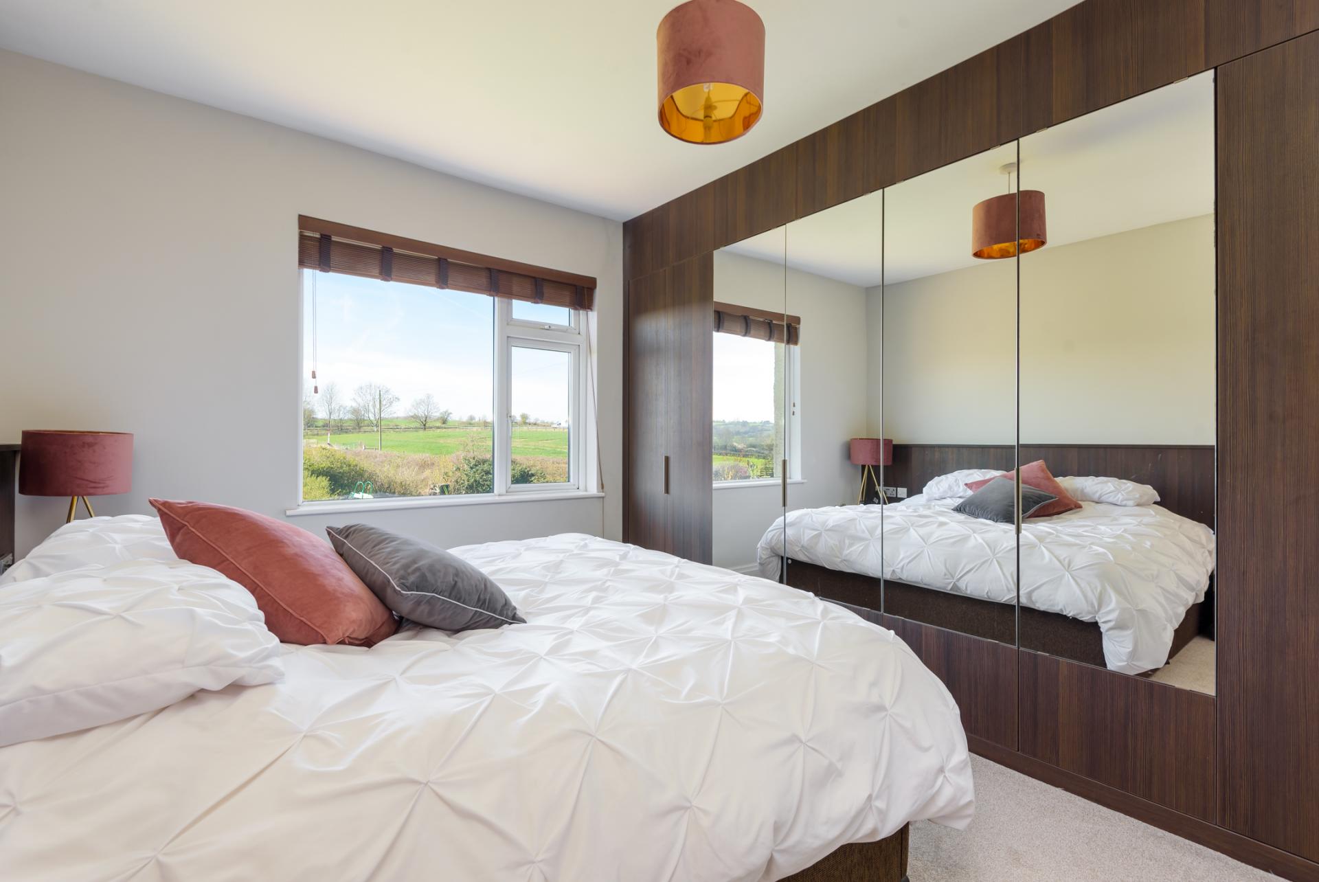 3 bedroom SemiDetached House for sale in Dronfield