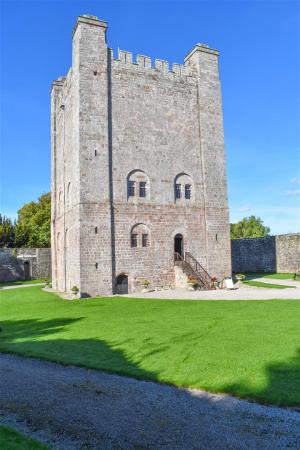 Appleby Castle Norman Keep.jpg