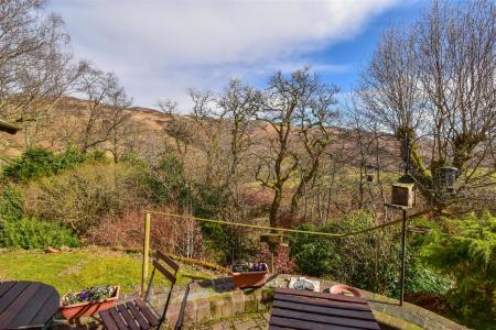 Swinsid Garden View b.jpg