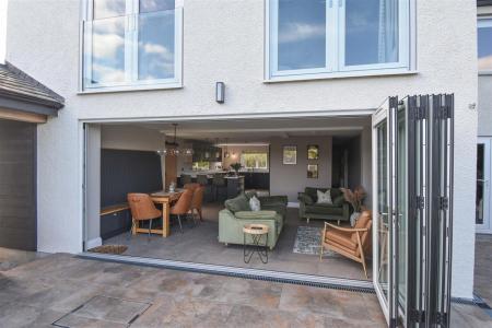 Malvern Patio a.jpg