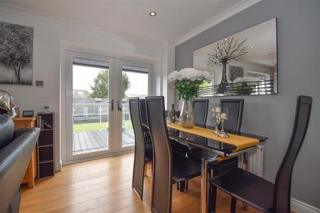 Lounge Dining Room