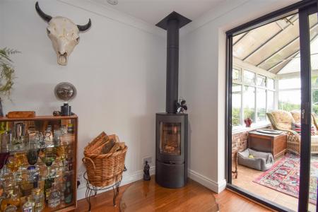 Deva Living Room cc.jpg