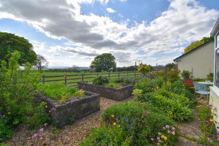 Deva Rear Garden c.jpg
