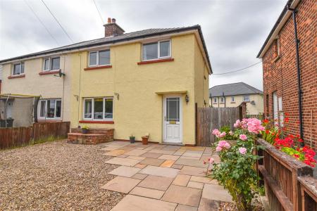 2 Raiselands Croft