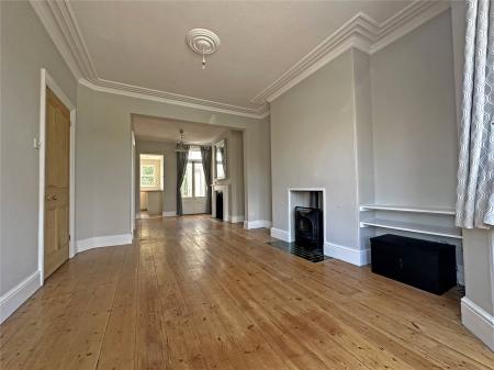 Living/Dining Room