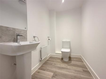 Downstiars Wc