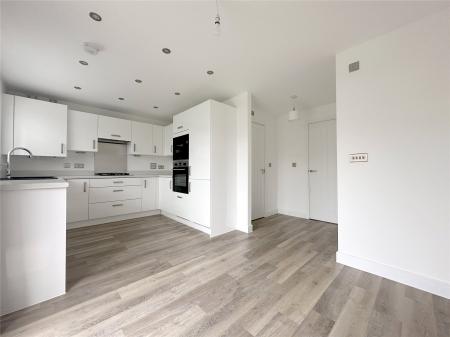 Kitchen/Dining Area