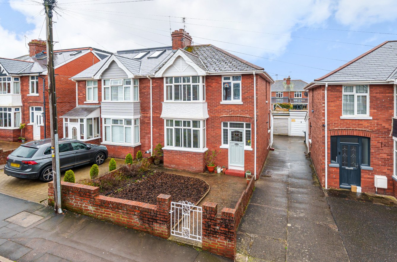 3 bedroom SemiDetached House for sale in Heavitree