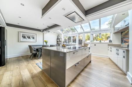 Kitchen/Dining Room